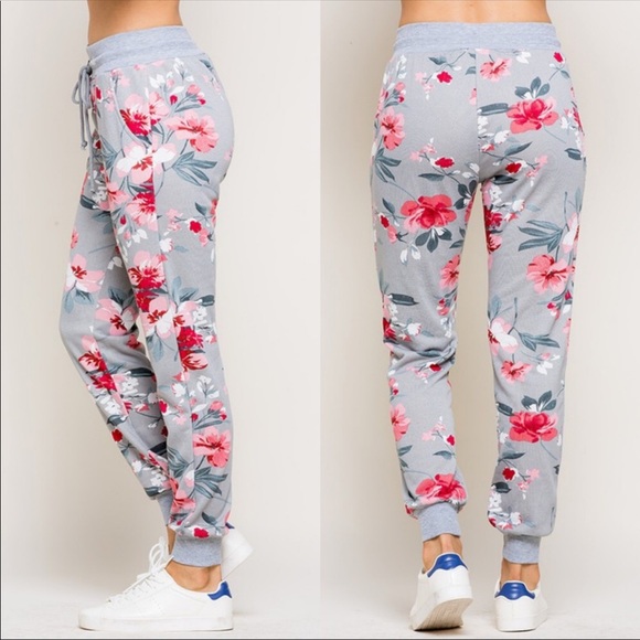 🆕 FASHIONOMICS FLORAL PRINT JOGGERS - Picture 2 of 4